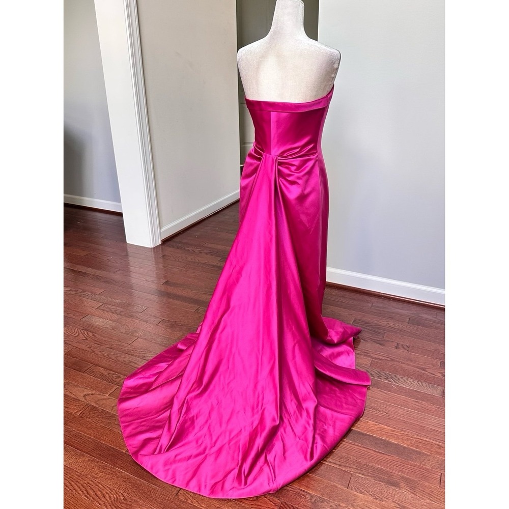 David's Bridal Fuchsia Strapless Fit & Flare Dainty Simple Gown Dress w Train - Picture 7 of 12